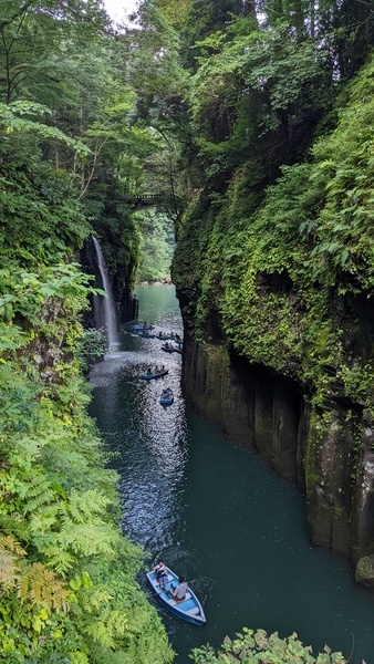 Takachiho waterfall and boats