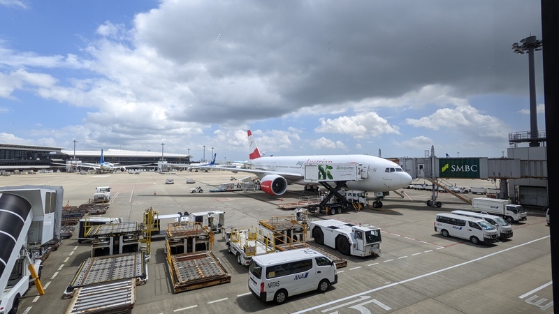 Austrian Airlines plane from NRT to VIE