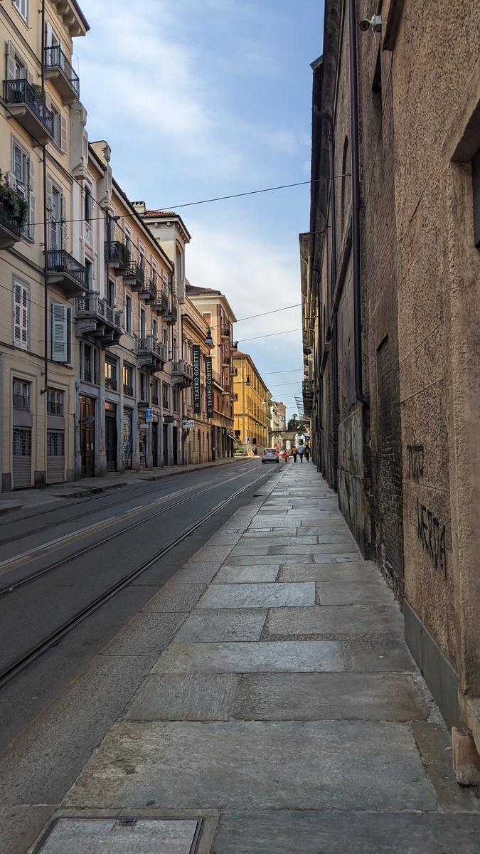 Strato en la urbcentro de Turino